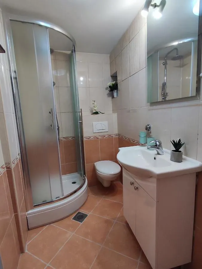 Stone House Lovric Apartment Kastela