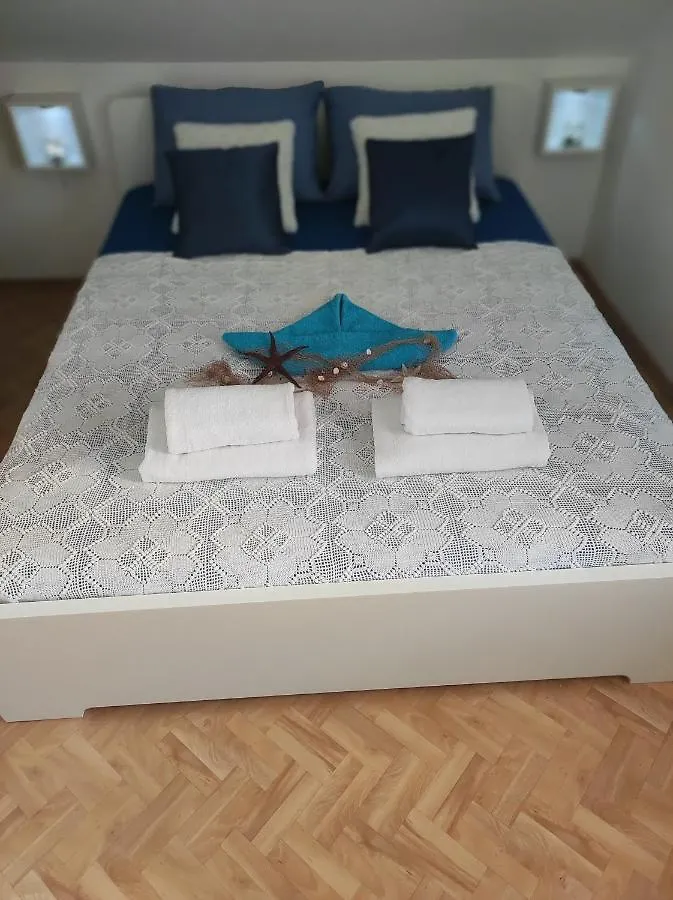 Stone House Lovric Apartment Kastela Croatia
