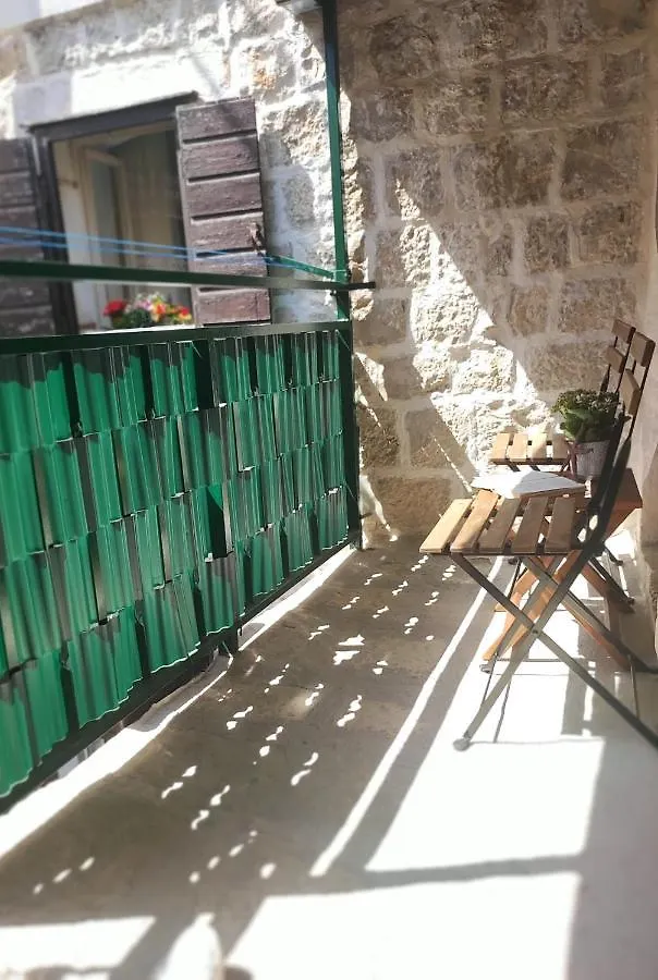 Stone House Lovric Apartment Kastela Croatia